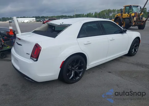 2022 Chrysler 300 Touring из США, поврежденный, VIN 2C3CCAAG3NH268389